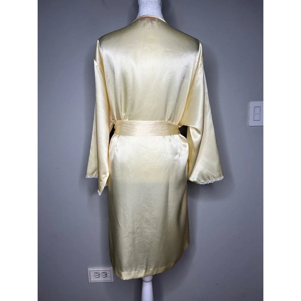 Oscar de la Renta Pink Label Butter Yellow Satin Lace Trim Wrap Robe Women's M